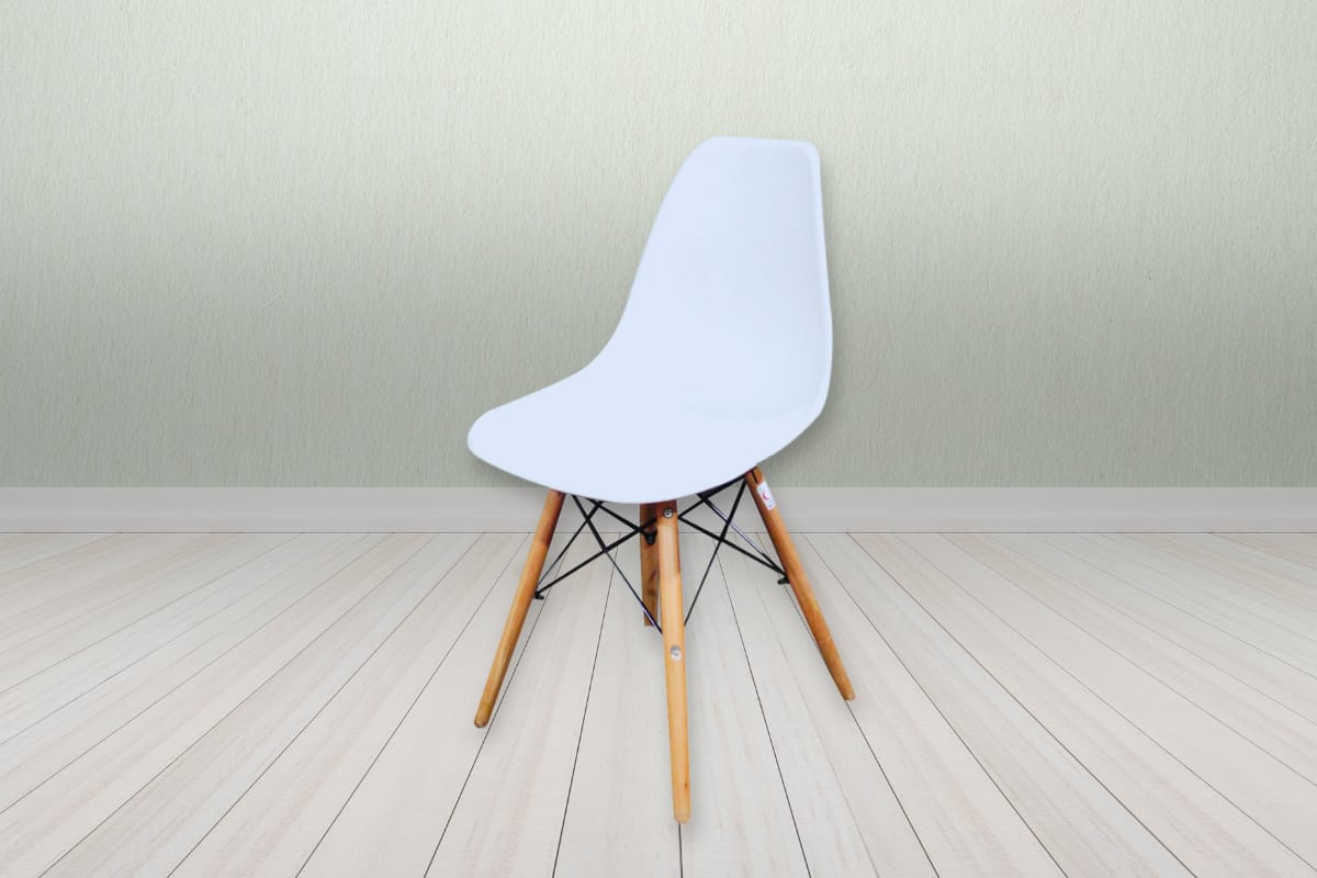 Kursi Eames Putih